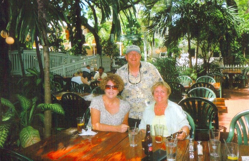 51-MartiAlanSusanArch.jpg - hnologies Inc. V1.01